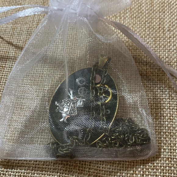 Disney Alice in Wonderland Steampunk Gears Necklace New - Picture 6 of 7